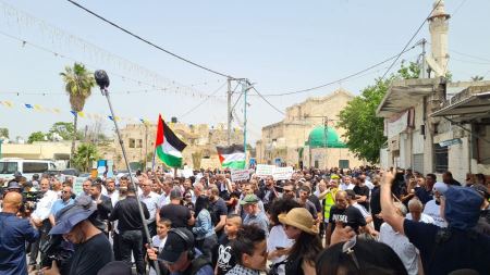اللد : مسيرة حاشدة احياءً لذكرى الاولى هبة الكرامة